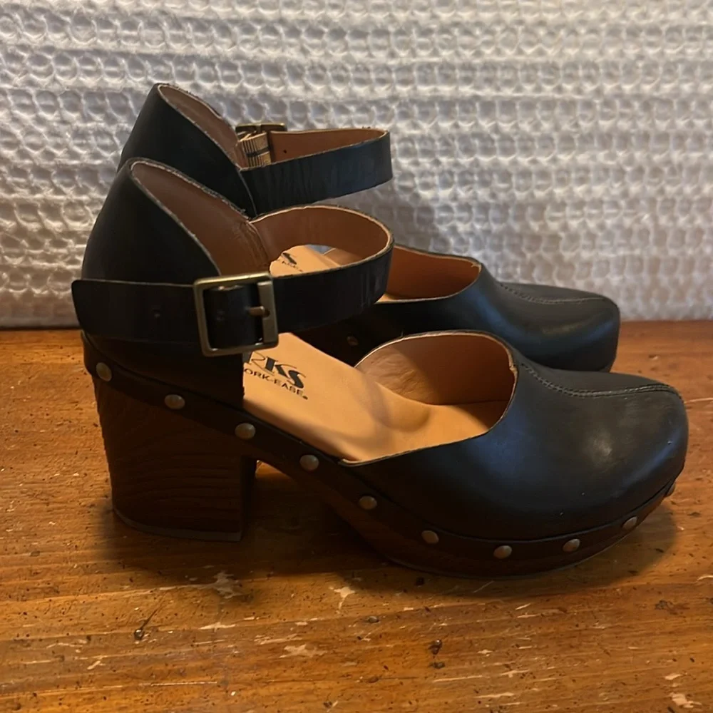 Kork-ease shoes, women’s size 6 - Picture 4 of 4
